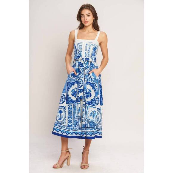 FLYING TOMATO Dresses & Skirts - NEW FLYING TOMATO printed woven midi dress in blue